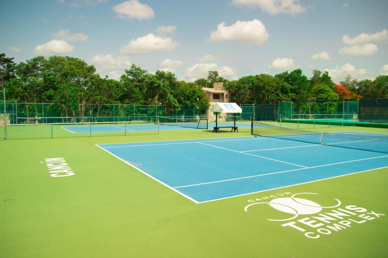 Cancun Tennis Inn カンクン エクステリア 写真