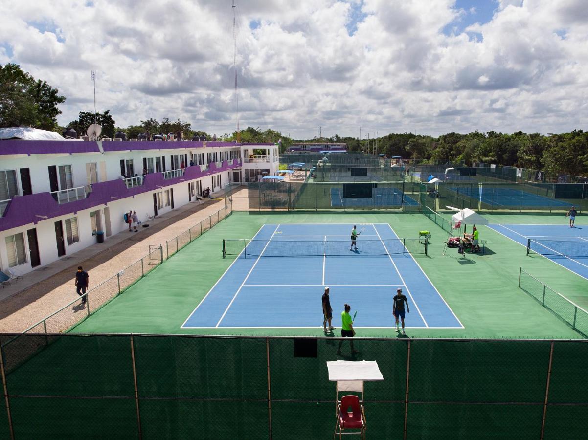 Cancun Tennis Inn カンクン エクステリア 写真